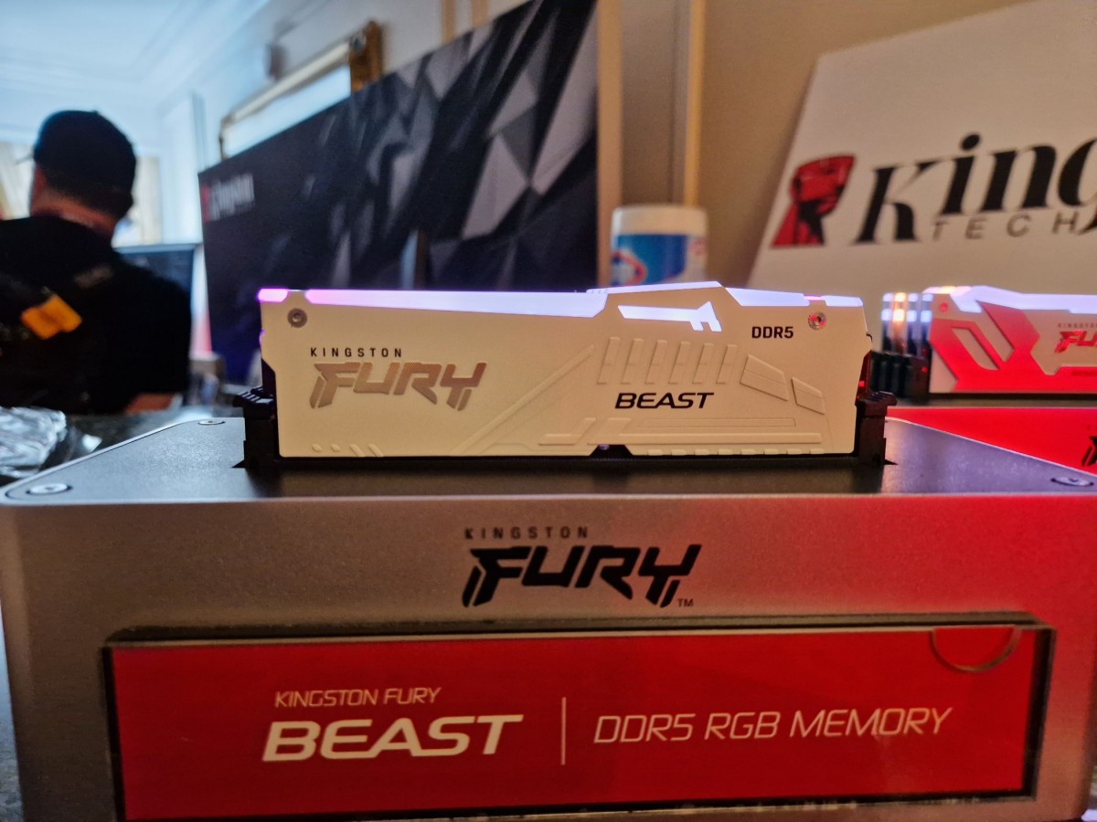 Les 16 Go de RAM DDR5 Kingston Fury Beast sont à -50% chez  !