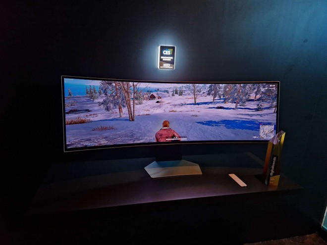 CES 2023 : L'énorme SAMSUNG Odyssey Neo G9 fait son show au salon de Las Vegas