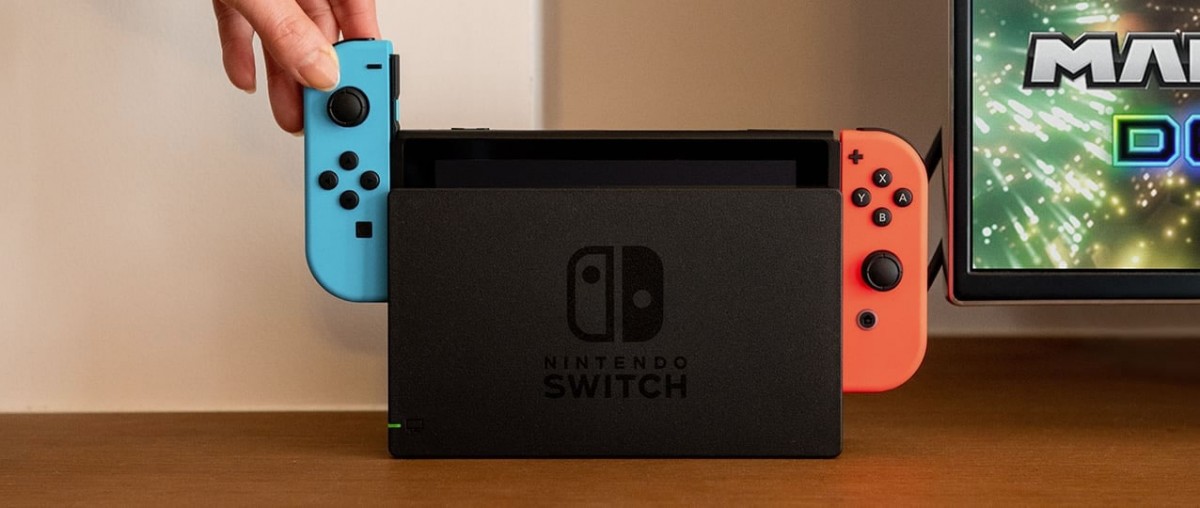 Une dalle OLED dès le lancement pour la prochaine Switch de Nintendo ?