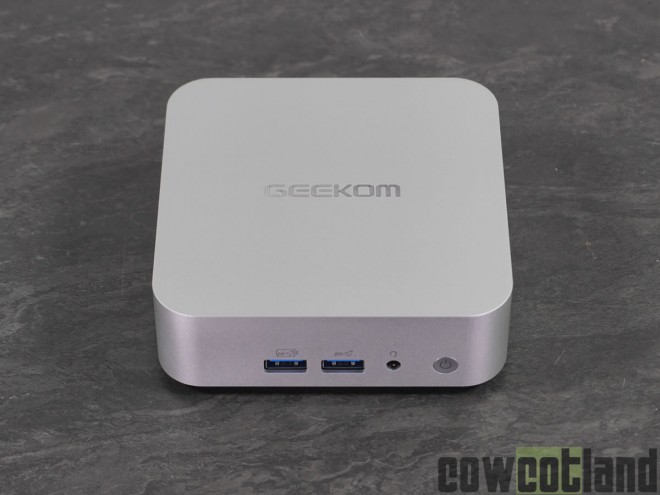 Test Mini PC GEEKOM A8 : Ryzen 9 8945HS, 32 Go de RAM et 2 To de SSD