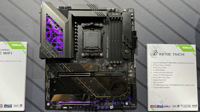 ASRock aussi présentait ses cartes mères X870 et X870E