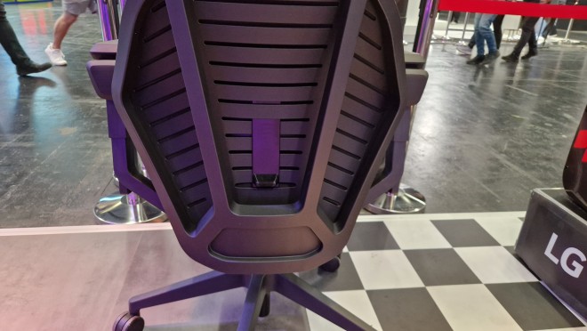 noblechairs