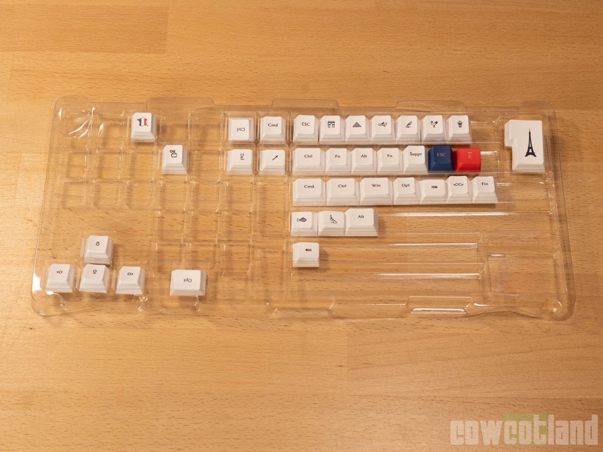 Test clavier AKKO 3068 B+ : Pas cher et on peut le modder : Le Keyset ...