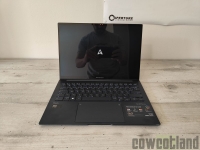 Cliquez pour agrandir ASUS Zenbook 14 UX3405M : un petit laptop qui passe bien dans le sac