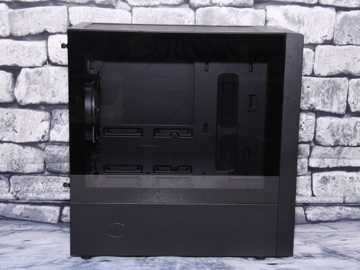Image 39020, galerie Test boitier Cooler Master Masterbox NR400 : Encore du Micro ATX intressant et abordable