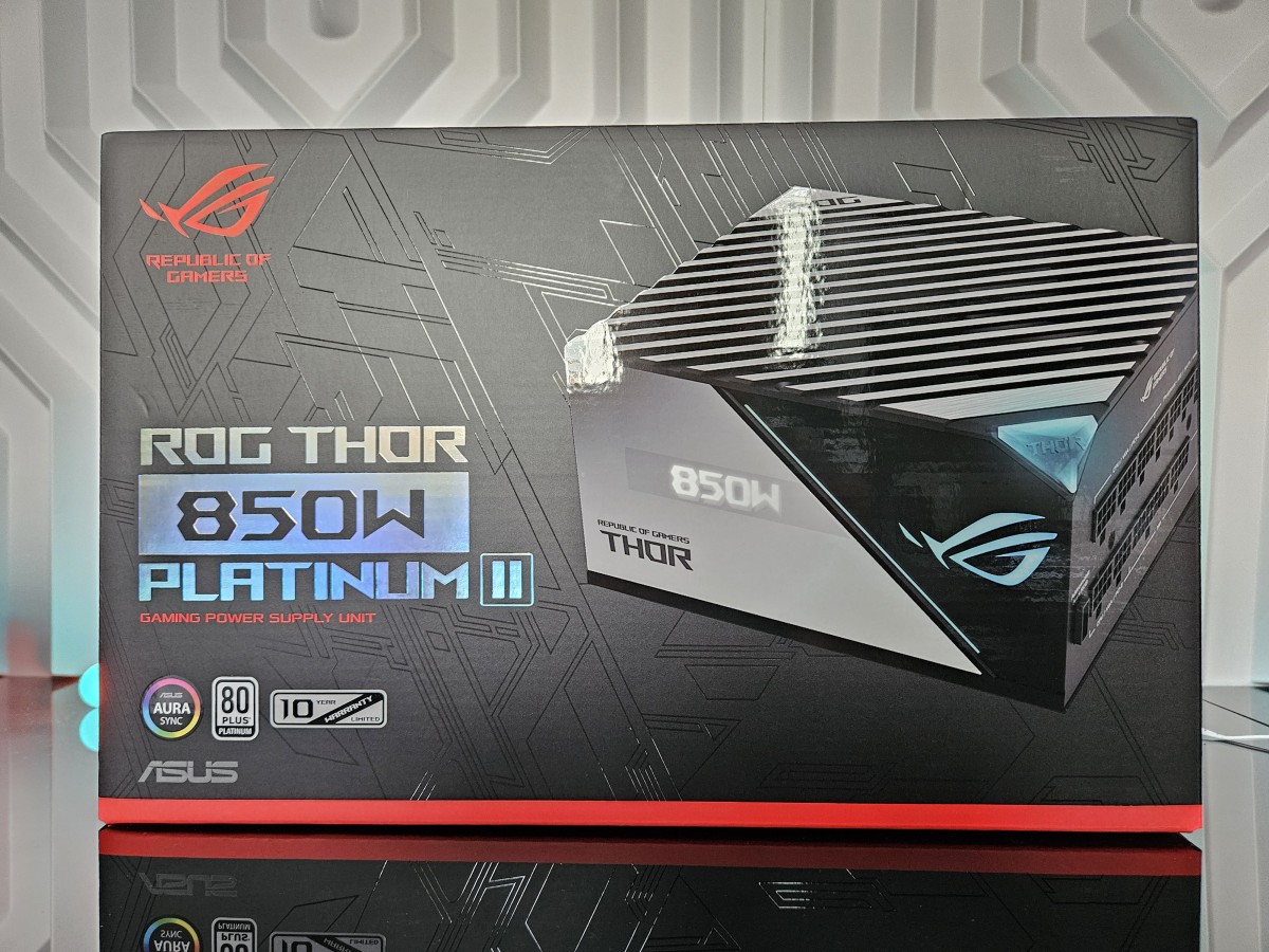 Image 64874, galerie Test ASUS ROG Strix GeForce RTX 4080 SUPER OC : la dmesure en encore plus SUPER !