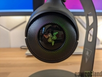 Cliquez pour agrandir Test Razer Kraken V4 : le retour du RGB sur les casques !