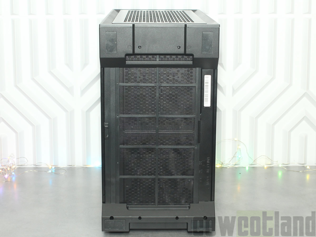 Image 60394, galerie Thermaltake CTE T500 AIR : Le presque mme, mais en plus petit