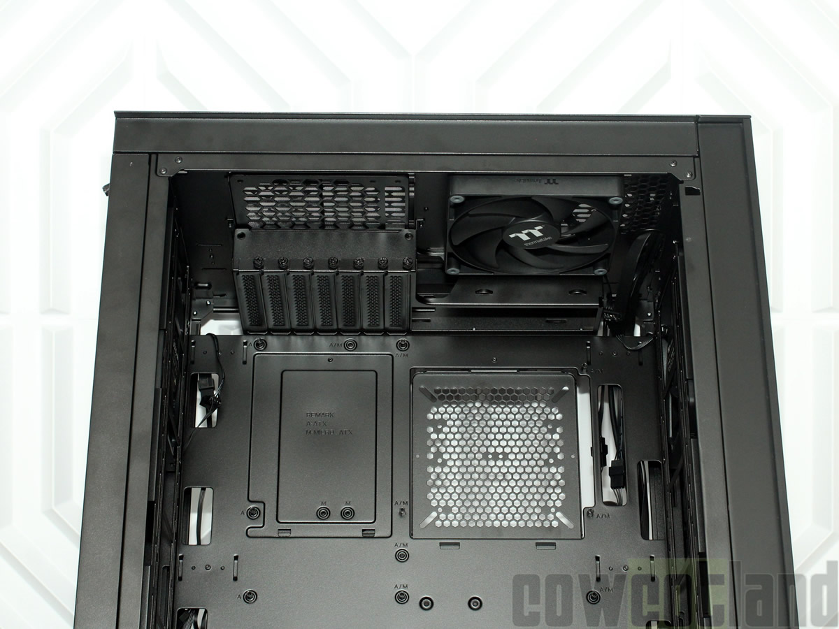 Image 60385, galerie Thermaltake CTE T500 AIR : Le presque mme, mais en plus petit